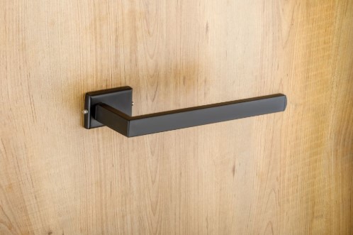 Eagle EB-806 Napkin Ring Bathroom Accessory for Home, Hotel and Apartment Washrooms, Elegant and Practical Ring for Neat Everyday Hanging, Bathroom Organization, Decor and Value 